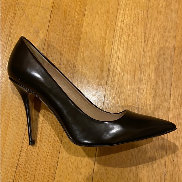 J-Crew Black Leather Heels size 7.5.  EUC - Picture 3 of 7